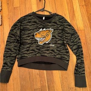 Crooks & castles tiger camo sweatshirt medium